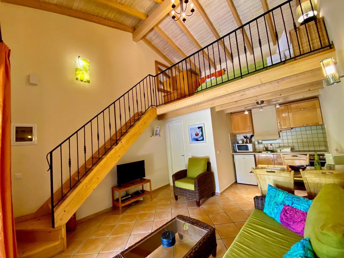 La Riviera Barbati Seaside Apartments & Villas Eksteriør billede