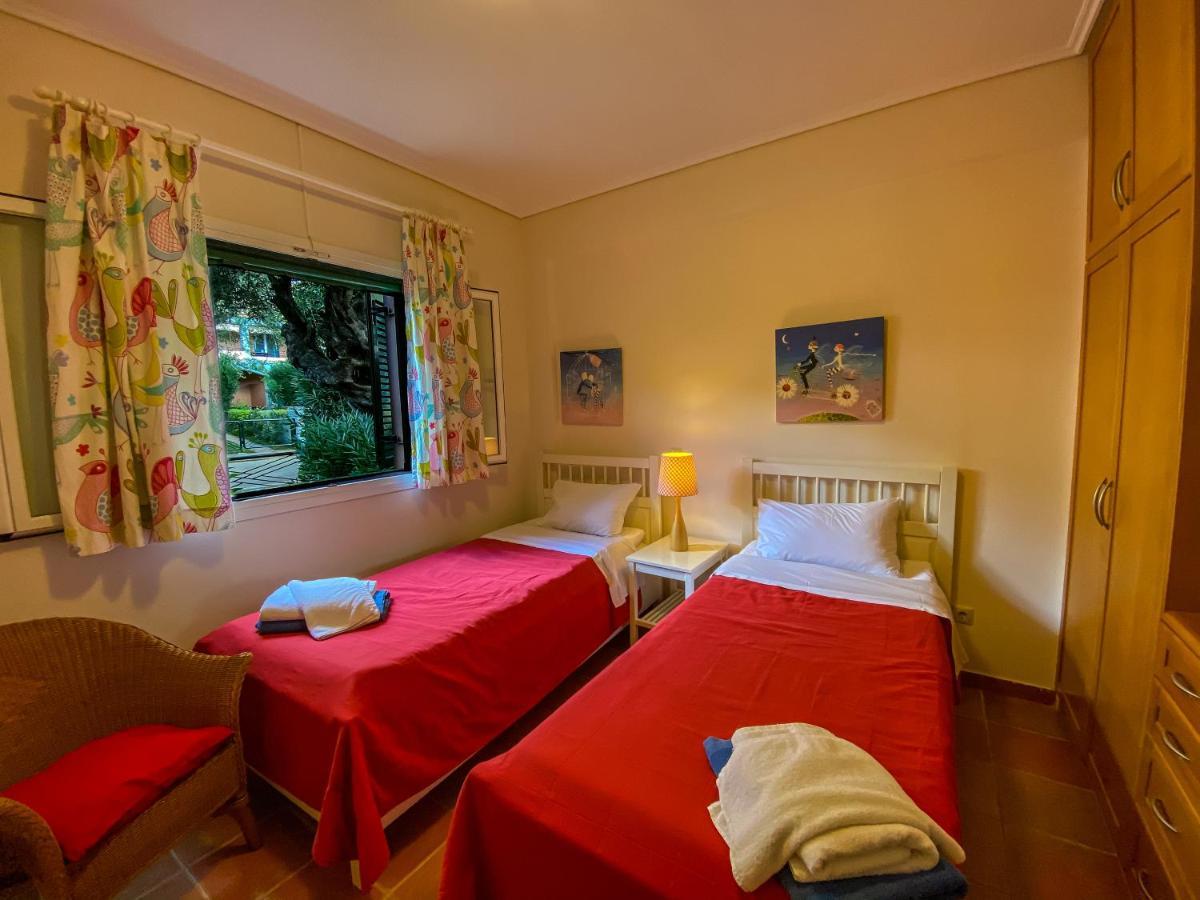 La Riviera Barbati Seaside Apartments & Villas Eksteriør billede