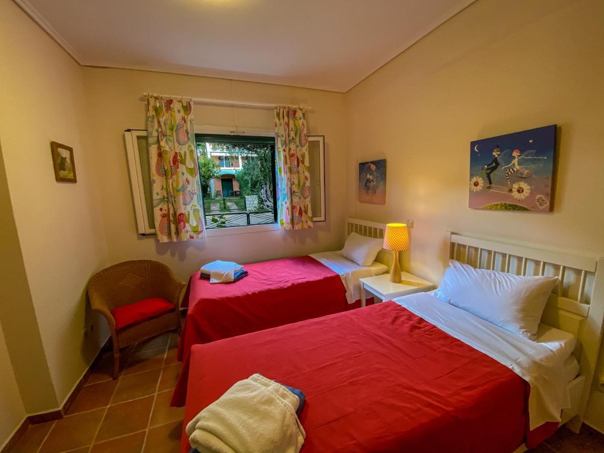 La Riviera Barbati Seaside Apartments & Villas Eksteriør billede