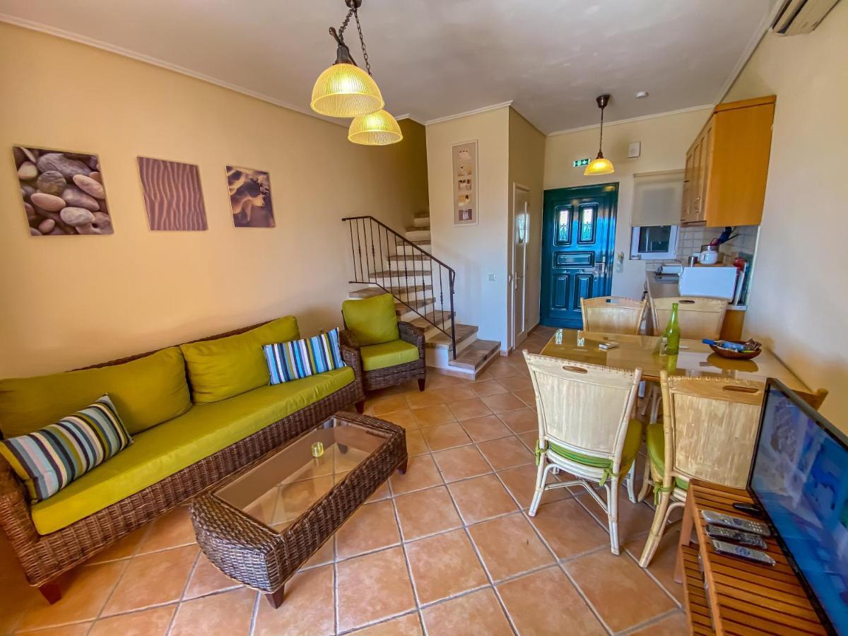 La Riviera Barbati Seaside Apartments & Villas Eksteriør billede