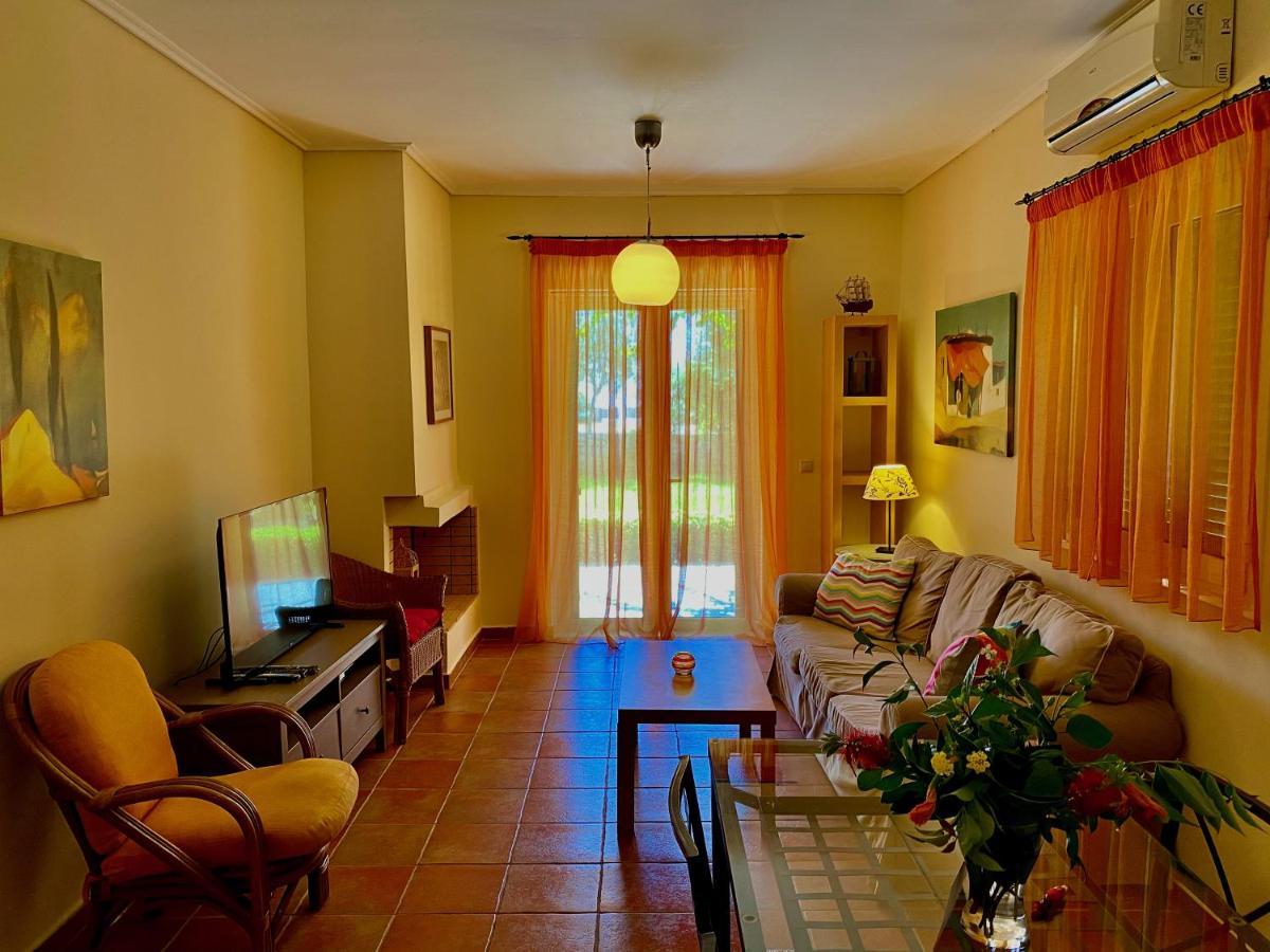 La Riviera Barbati Seaside Apartments & Villas Eksteriør billede