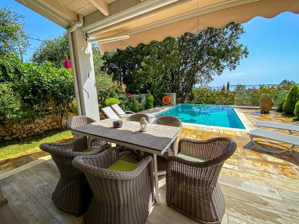 La Riviera Barbati Seaside Apartments & Villas Eksteriør billede