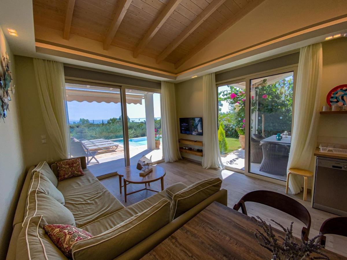 La Riviera Barbati Seaside Apartments & Villas Eksteriør billede